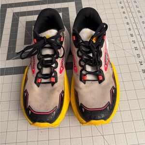 Brooks Caldera 7 women’s 11